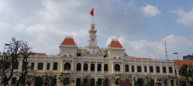 Découvrir Ho Chi Minh Ville – Discovering Ho Chi Minh City