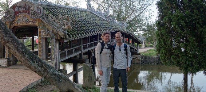 Around Hue on a moped – Autour d’Hué en scooter