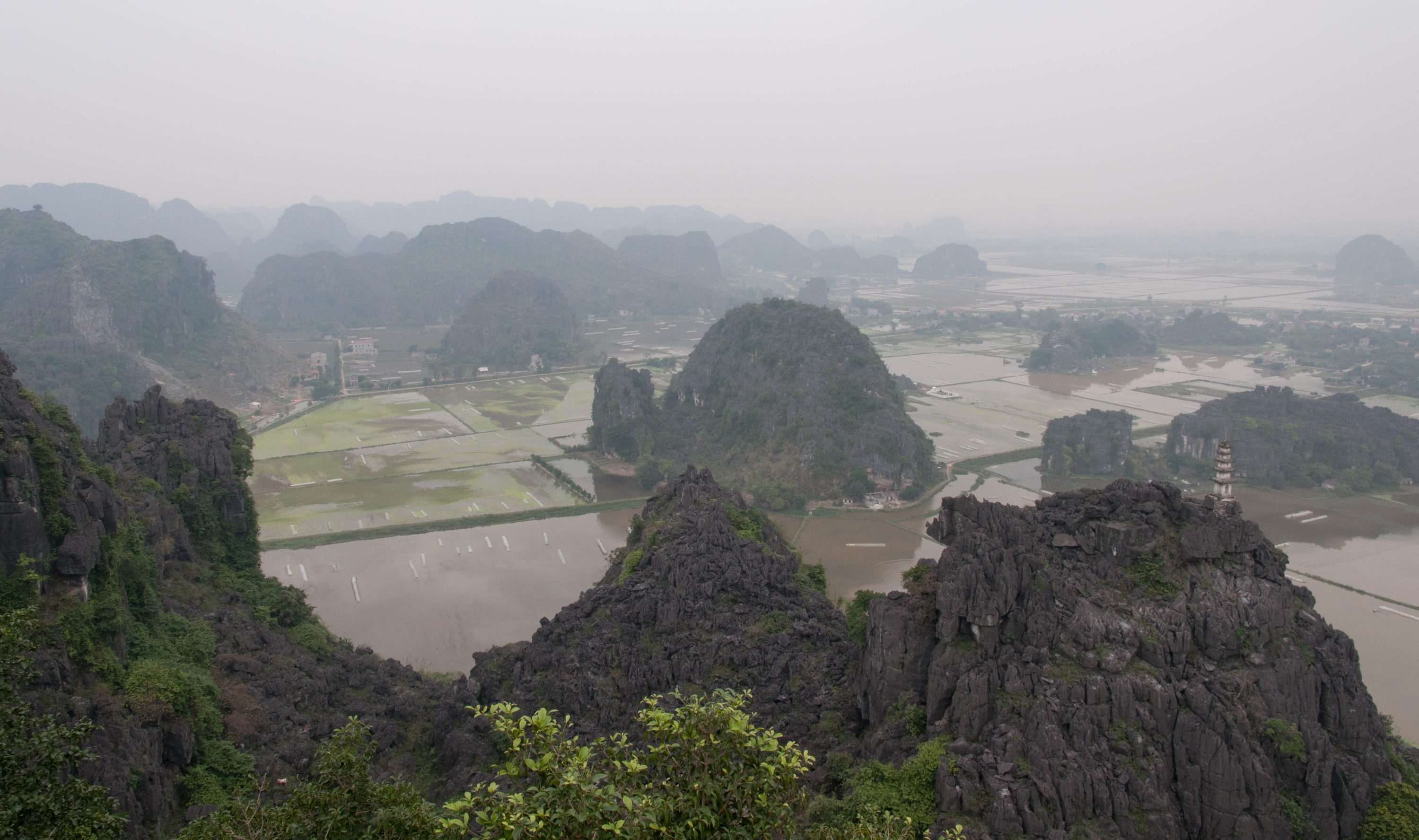 Tam Coc, la baie d’Halong terrestre – Tam Coc, Halong Bay on land